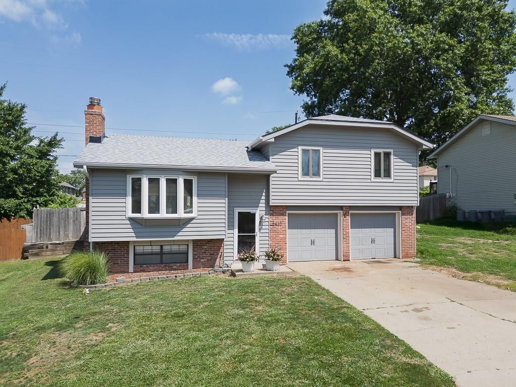 5410 Locust Avenue, Kansas City, KS 66106