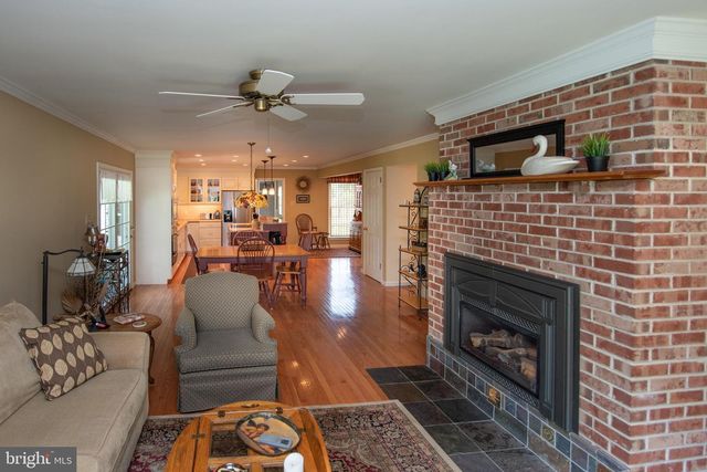 111 LORI LN, Harleysville, PA 19438