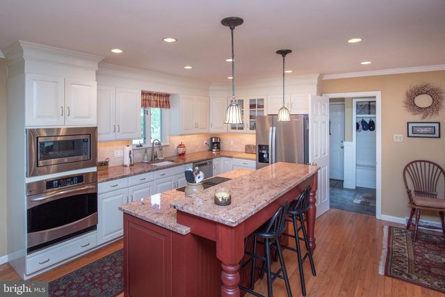 111 LORI LN, Harleysville, PA 19438