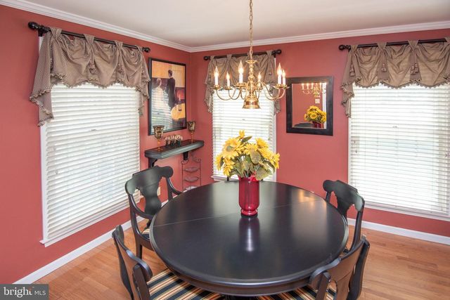 111 LORI LN, Harleysville, PA 19438