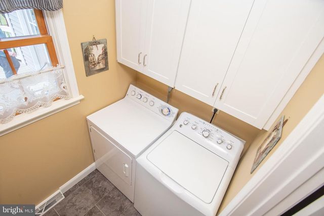 111 LORI LN, Harleysville, PA 19438