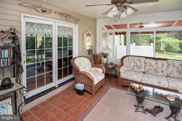111 LORI LN, Harleysville, PA 19438