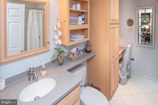 111 LORI LN, Harleysville, PA 19438