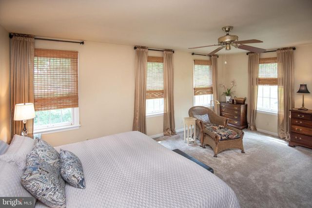 111 LORI LN, Harleysville, PA 19438