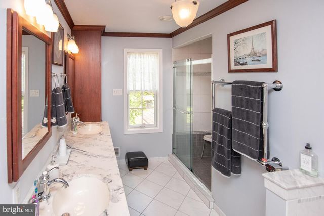 111 LORI LN, Harleysville, PA 19438