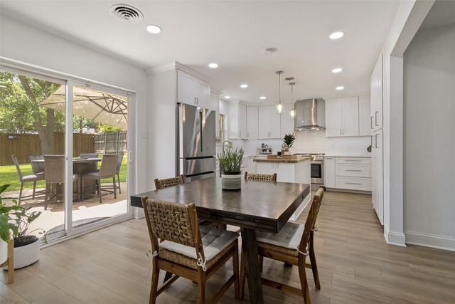 8815 Larchwood Drive, Dallas, TX 75238