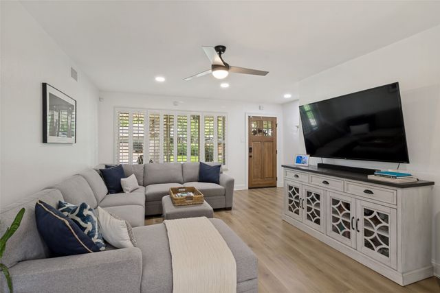 8815 Larchwood Drive, Dallas, TX 75238