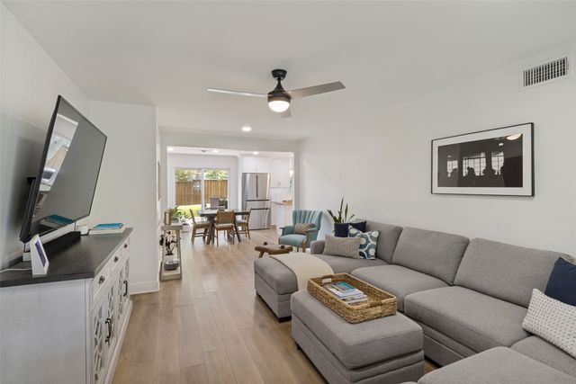 8815 Larchwood Drive, Dallas, TX 75238