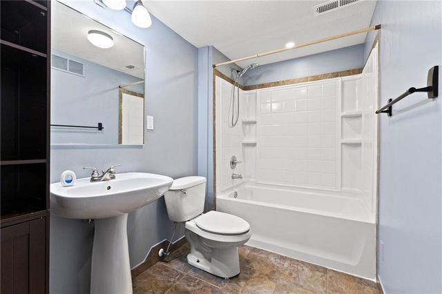 1124 N Curtis Street, Olathe, KS 66061