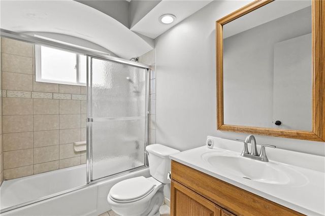 1124 N Curtis Street, Olathe, KS 66061