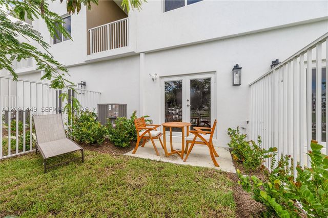 1313 NW 27 Ave, Pompano Beach, FL 33069