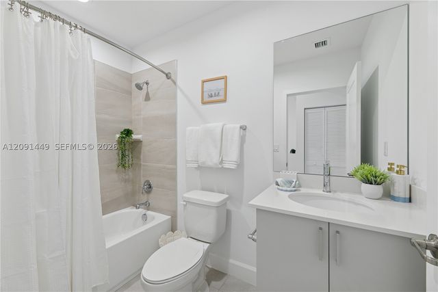 1313 NW 27 Ave, Pompano Beach, FL 33069