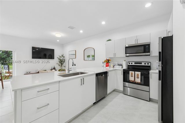 1313 NW 27 Ave, Pompano Beach, FL 33069