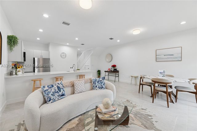 1313 NW 27 Ave, Pompano Beach, FL 33069