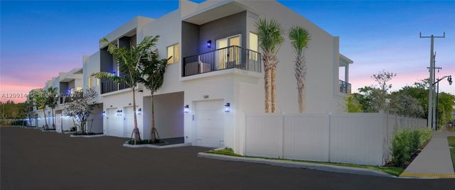 1313 NW 27 Ave, Pompano Beach, FL 33069