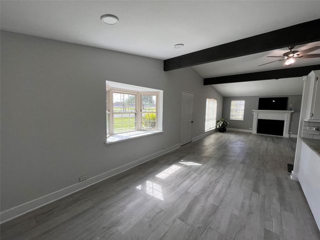 103 Greenbriar Drive, Wharton, TX 77488