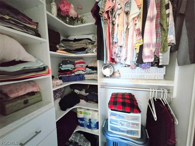 17070 Wayzata CT, North Fort Myers, FL 33917