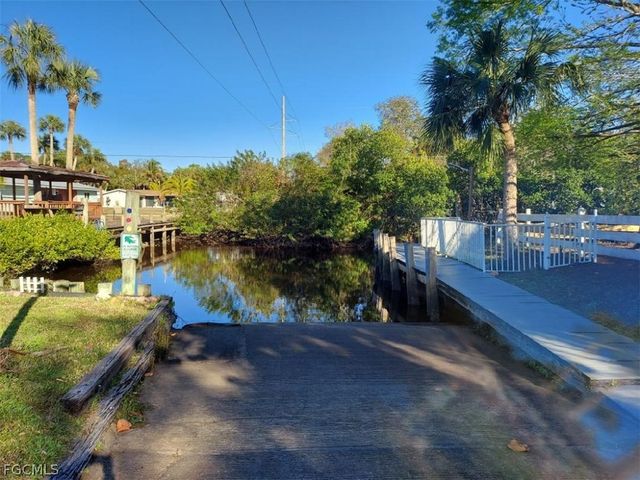 17070 Wayzata CT, North Fort Myers, FL 33917