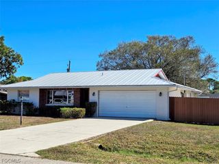 17070 Wayzata CT, North Fort Myers, FL 33917