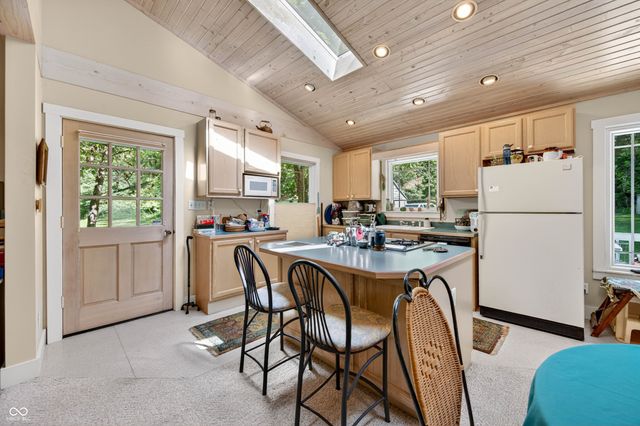 1021 Combs Road, Nashville, IN 47448