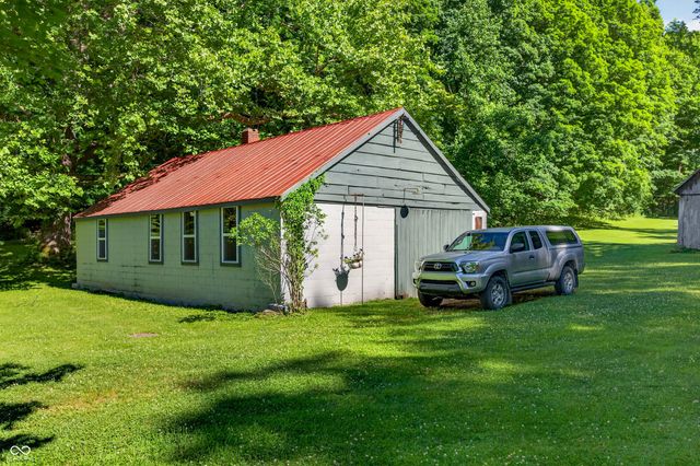 1021 Combs Road, Nashville, IN 47448
