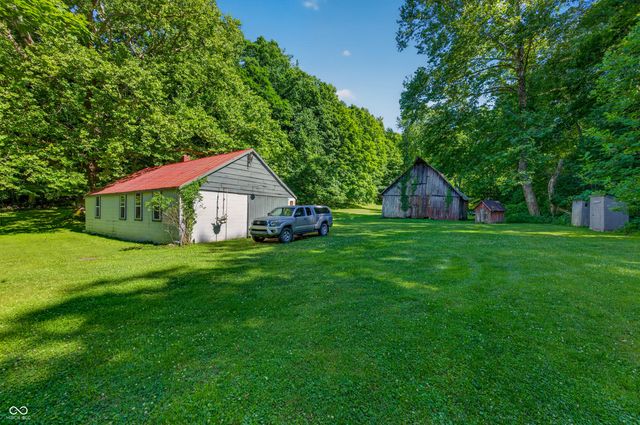 1021 Combs Road, Nashville, IN 47448