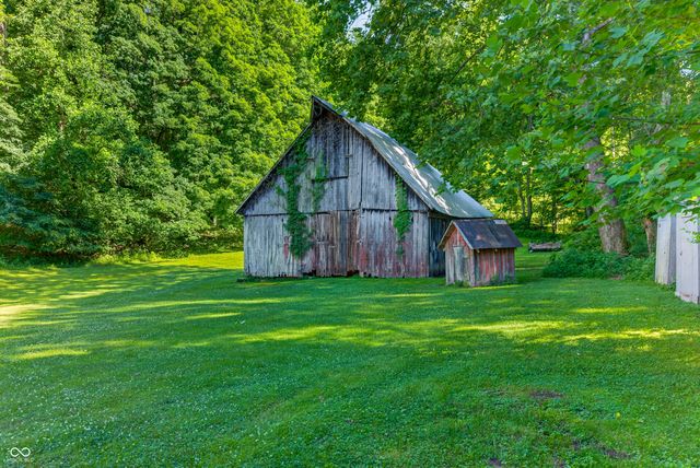1021 Combs Road, Nashville, IN 47448
