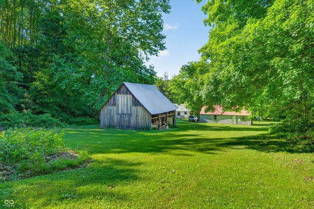 1021 Combs Road, Nashville, IN 47448