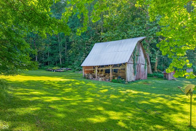 1021 Combs Road, Nashville, IN 47448