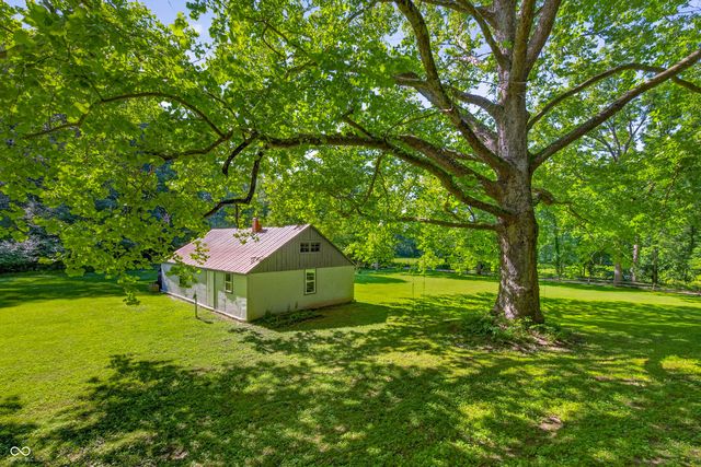 1021 Combs Road, Nashville, IN 47448