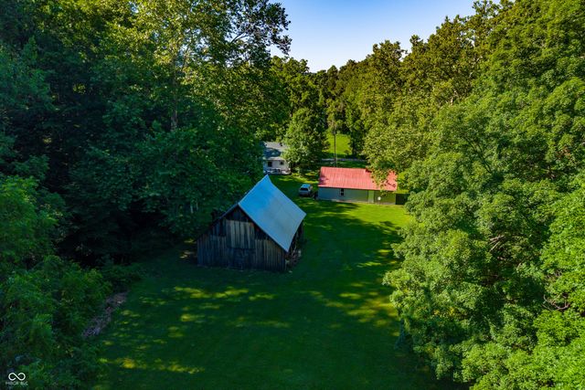 1021 Combs Road, Nashville, IN 47448