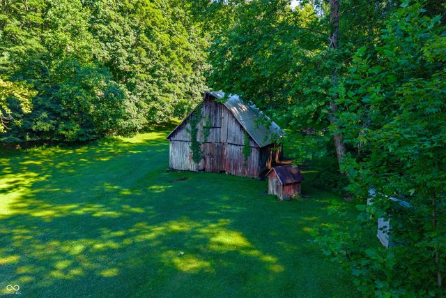 1021 Combs Road, Nashville, IN 47448