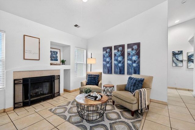 2430 Valley View Road, Hollister, CA 95023