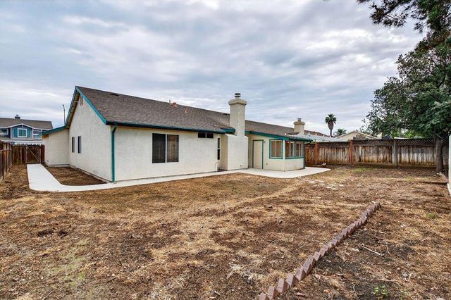 2430 Valley View Road, Hollister, CA 95023