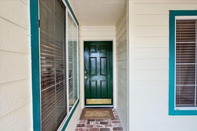 2430 Valley View Road, Hollister, CA 95023