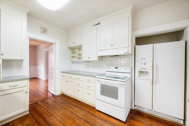 282 S Main Street, Amherst, VA 24521