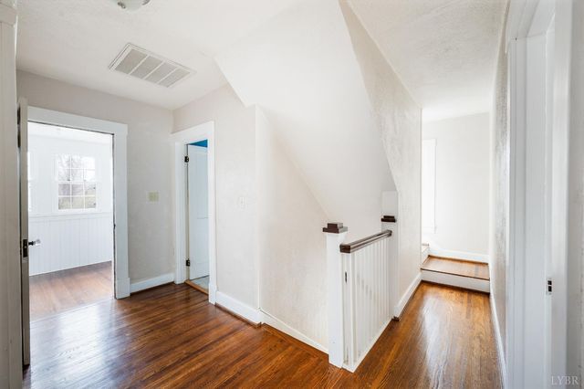 282 S Main Street, Amherst, VA 24521