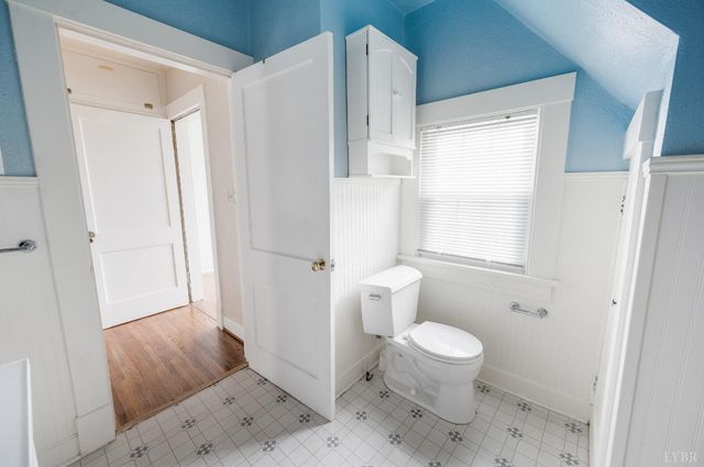 282 S Main Street, Amherst, VA 24521