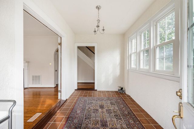 282 S Main Street, Amherst, VA 24521