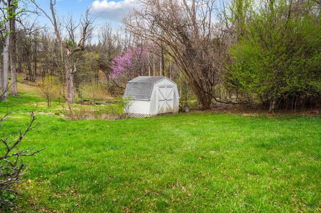 282 S Main Street, Amherst, VA 24521