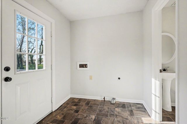 1940 N Carolina 111 Highway N, Goldsboro, NC 27530