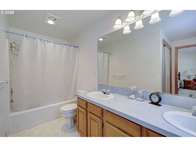 23015 Ne 232ND Ave, Battle Ground, WA 98604