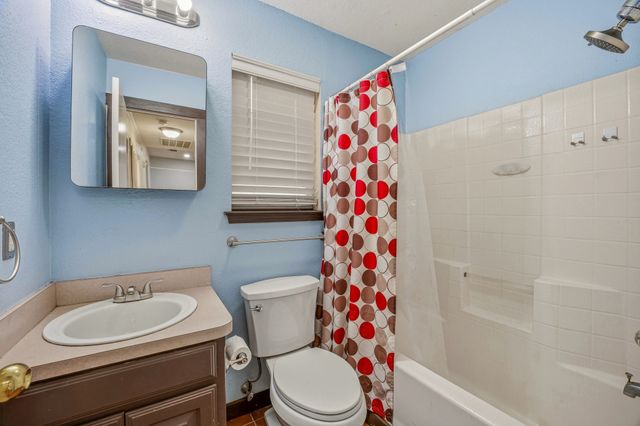 128 Liesa Street, Alvarado, TX 76009