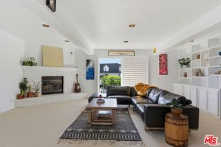 2385 Roscomare Road E17, Los Angeles, CA 90077