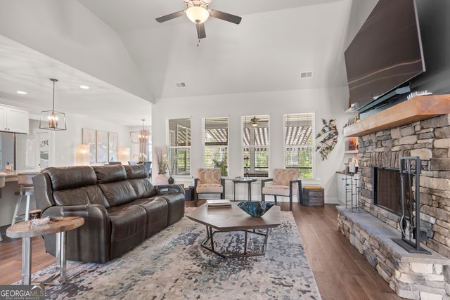 104 Wellborn Drive, Newnan, GA 30263