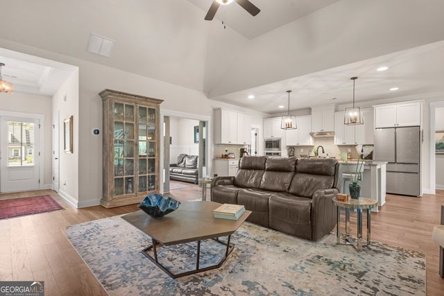 104 Wellborn Drive, Newnan, GA 30263