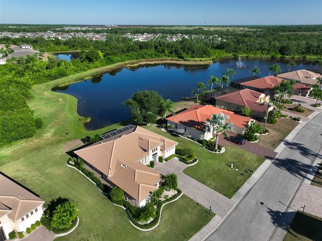 327 NOBLE FAIRE DRIVE, Sun City Center, FL 33573