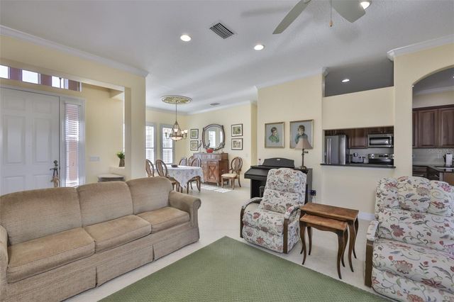 327 NOBLE FAIRE DRIVE, Sun City Center, FL 33573