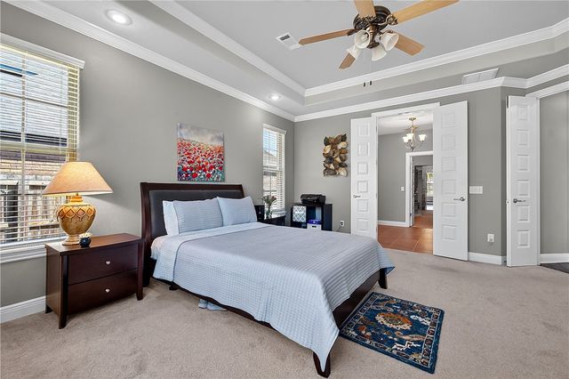 2105 NW Small Oaks Street, Bentonville, AR 72712