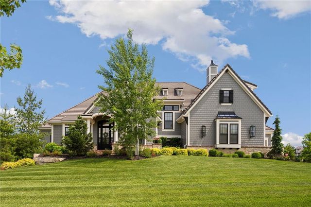 16913 Bond Street, Overland Park, KS 66221